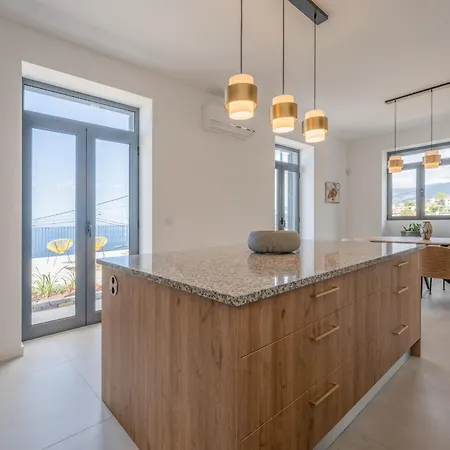 Flh Papaya With Sea View