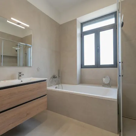 Flh Papaya With Sea View